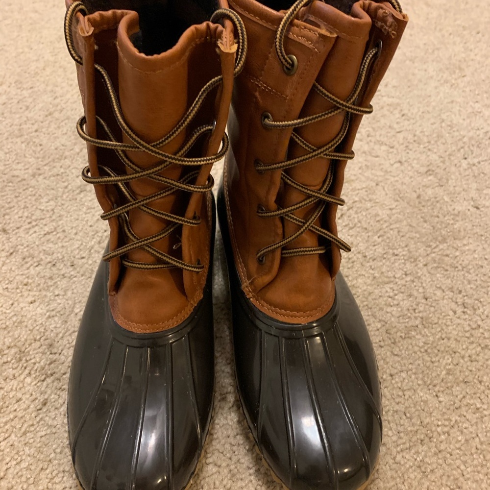 Women duck boots